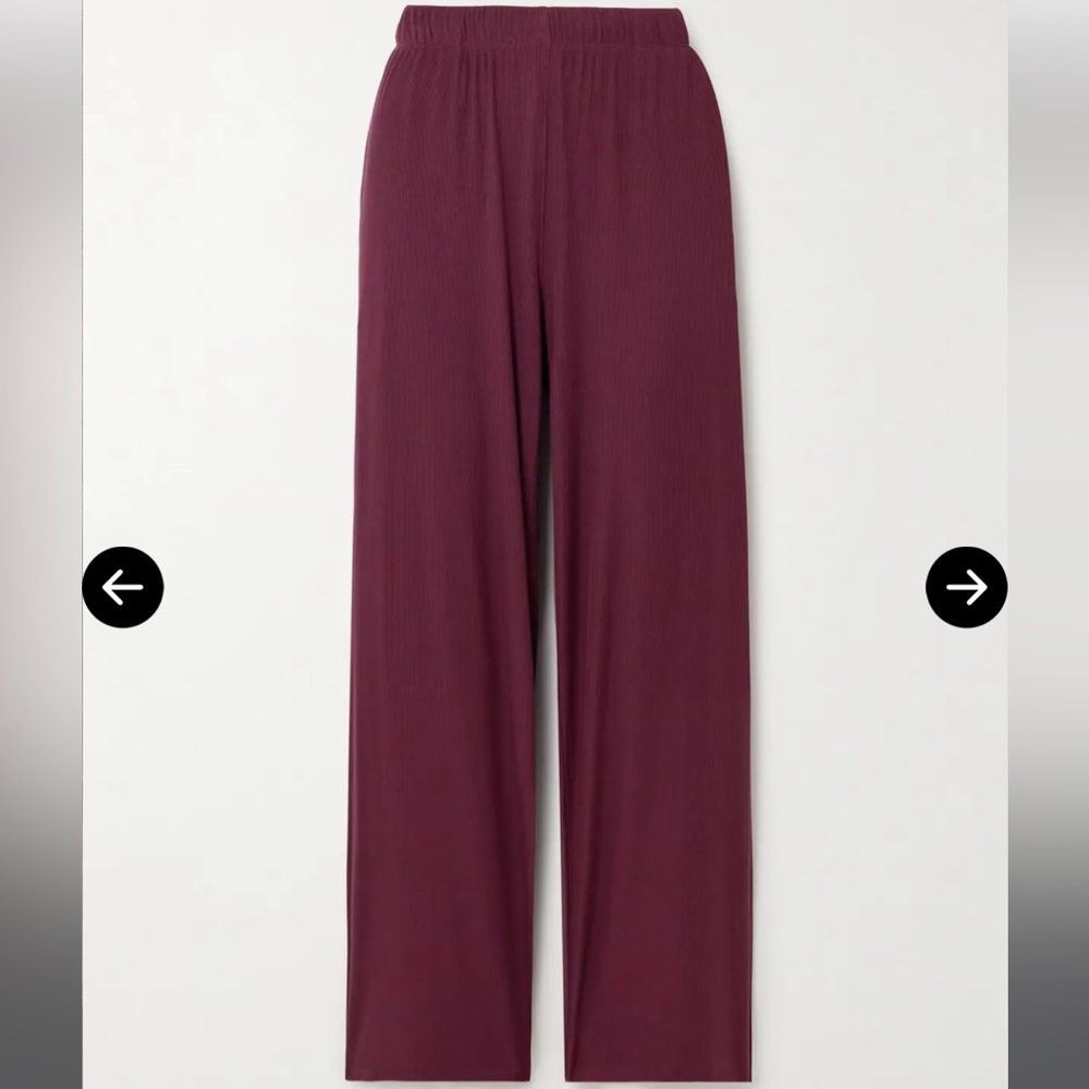 Skims burgundy draw string pant set - Picture 3 of 3